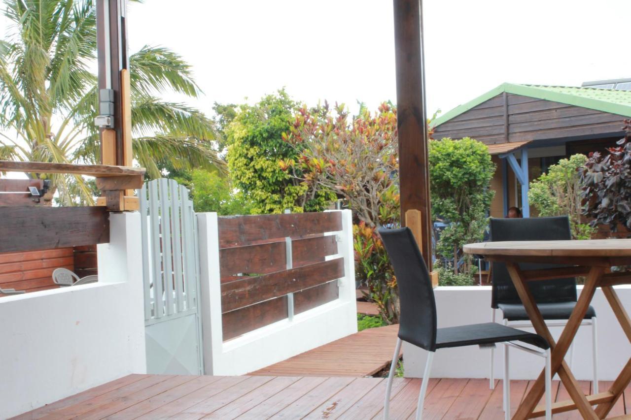 Les Bungalows Du Chateau D'O Petite Île エクステリア 写真