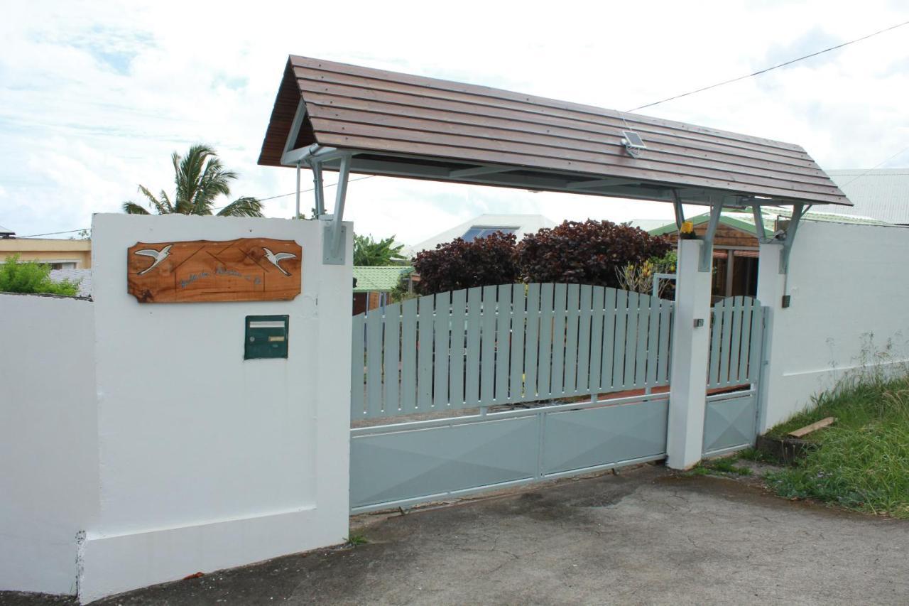 Les Bungalows Du Chateau D'O Petite Île エクステリア 写真