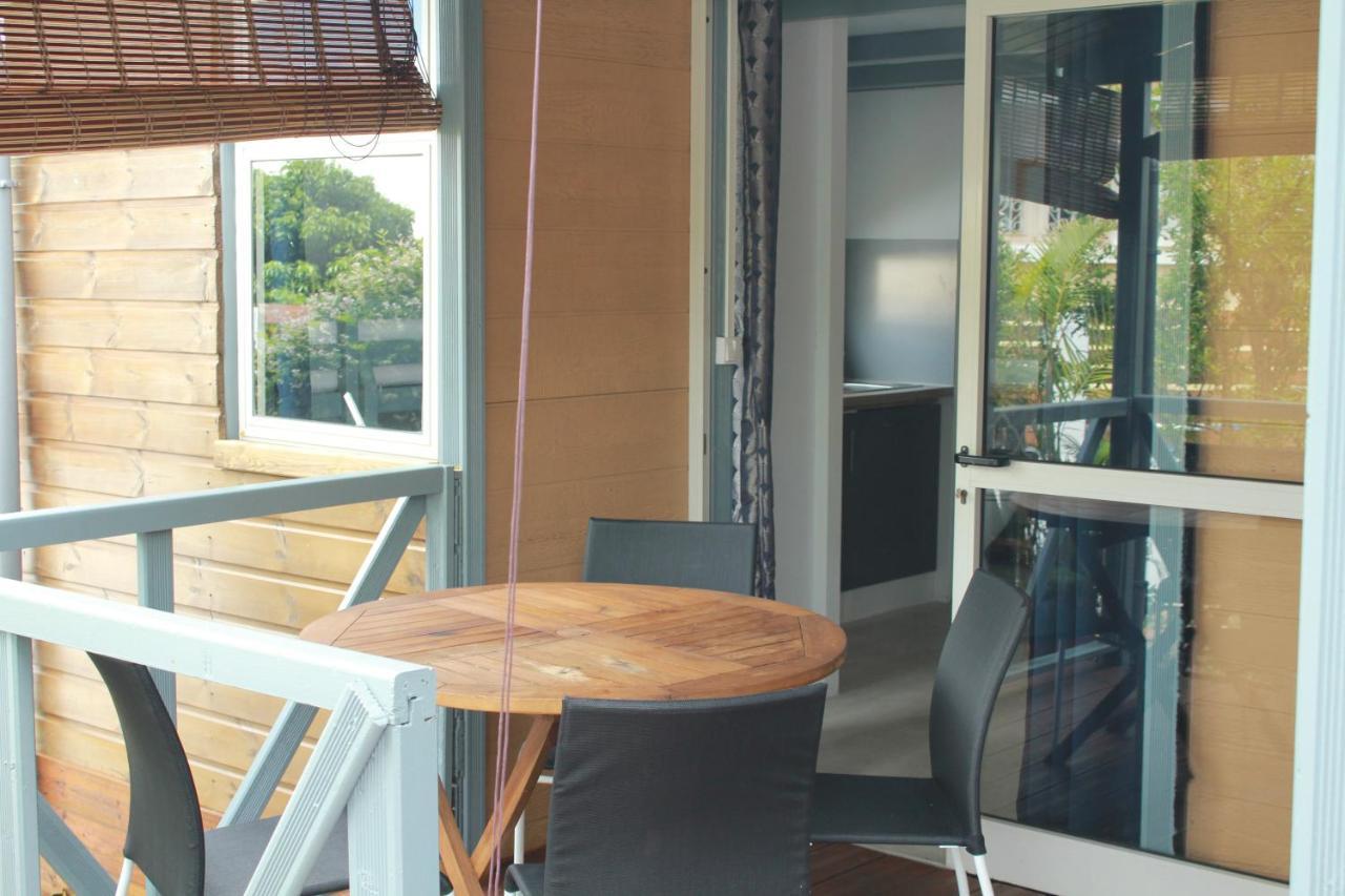 Les Bungalows Du Chateau D'O Petite Île エクステリア 写真