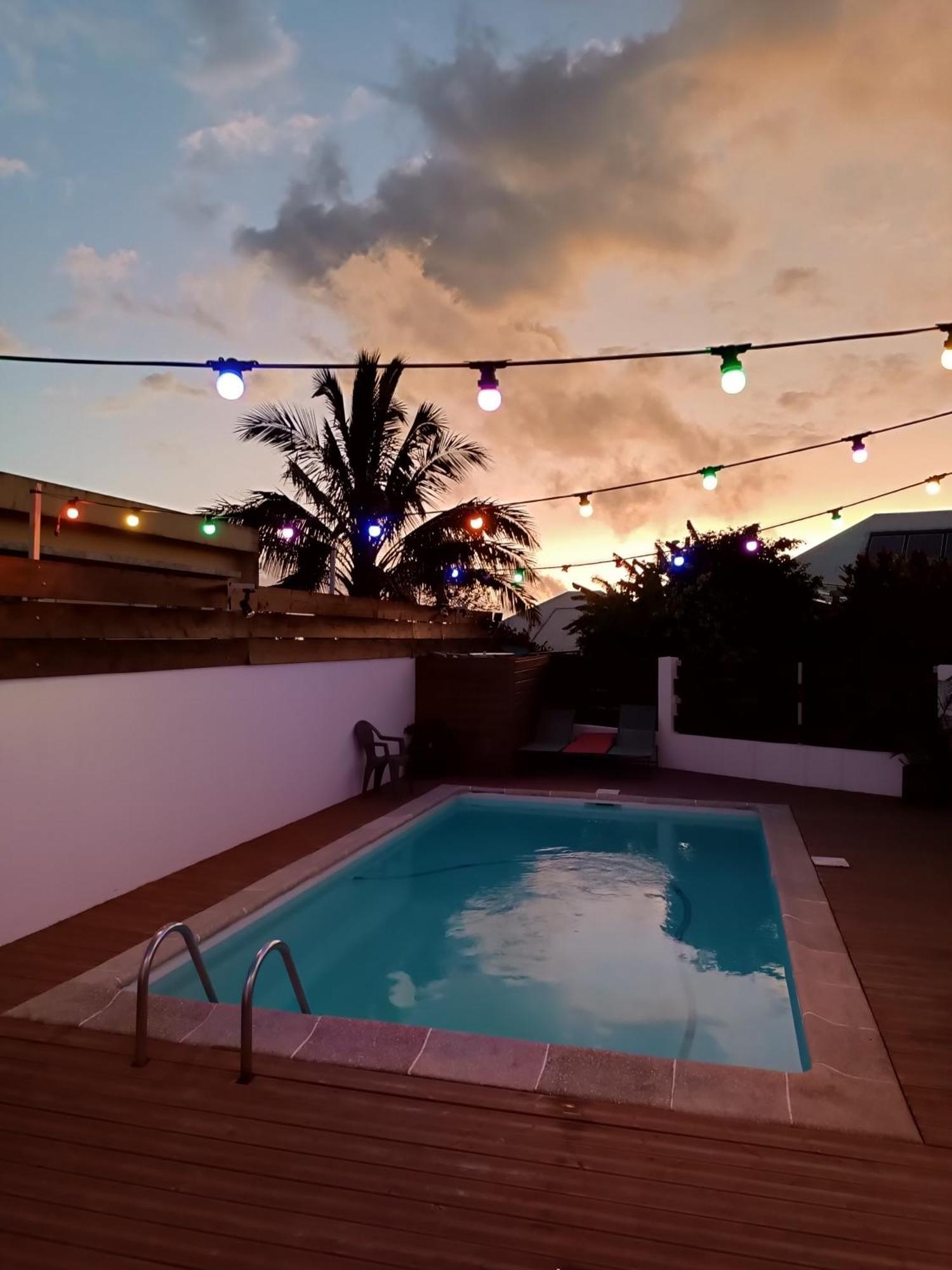 Les Bungalows Du Chateau D'O Petite Île エクステリア 写真