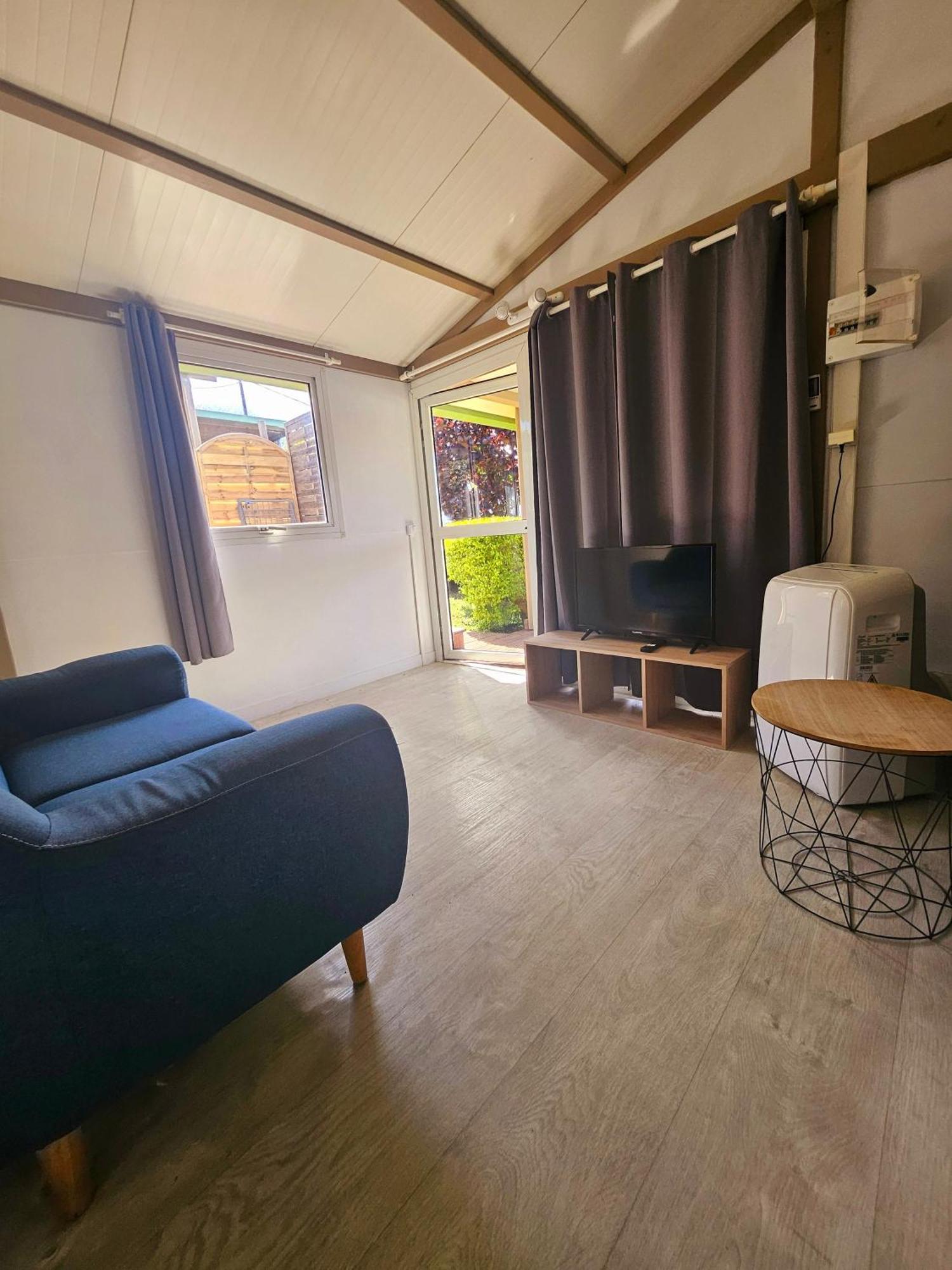 Les Bungalows Du Chateau D'O Petite Île エクステリア 写真